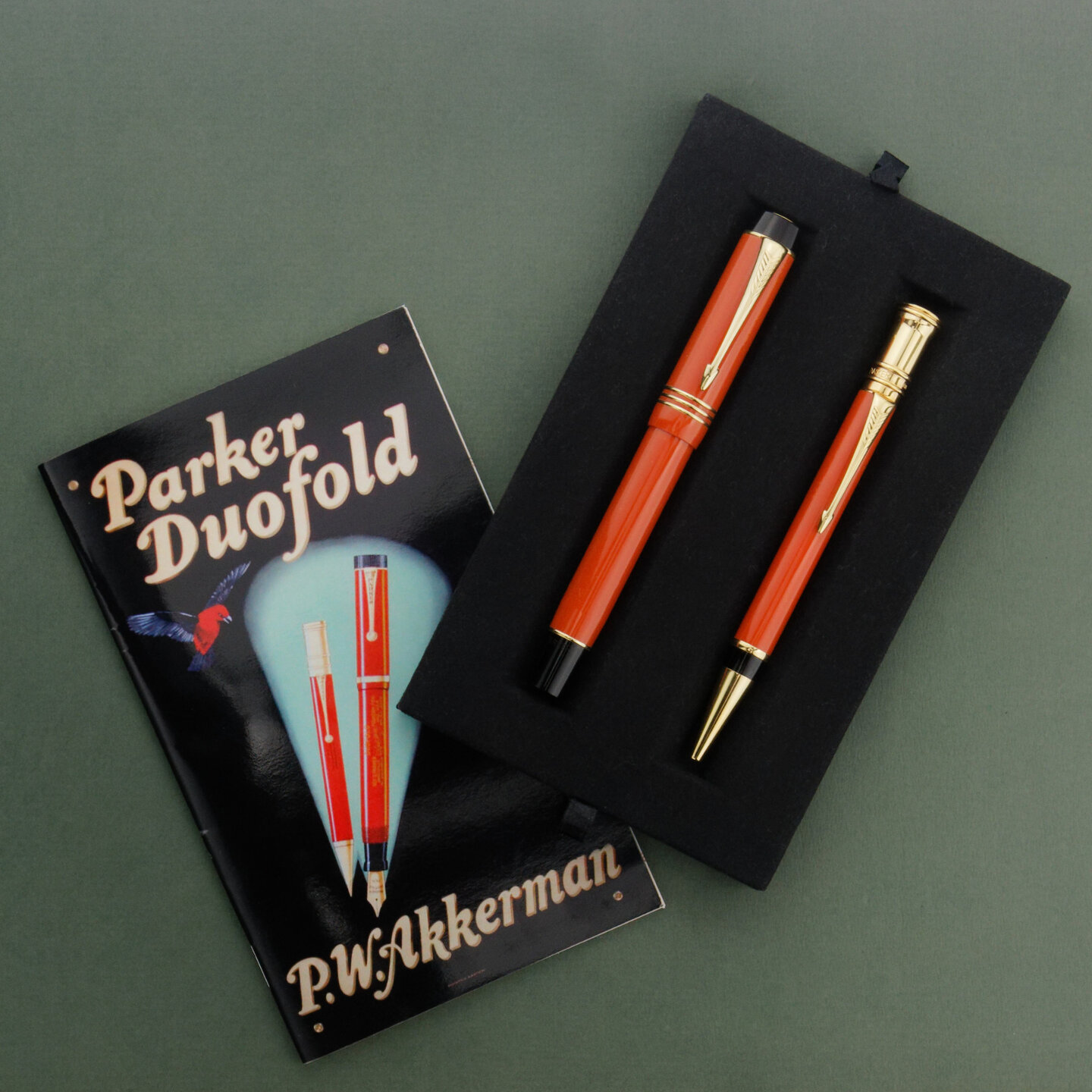 Akkerman Duofold set and booklet