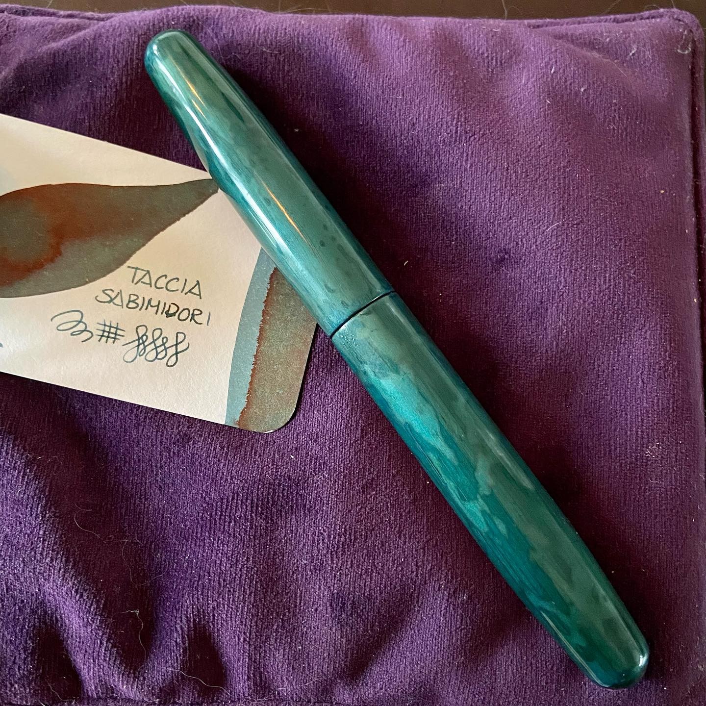 Urushi Studio India Shamshir Green/blue metallic abstract (courtesy of @katja_pens)