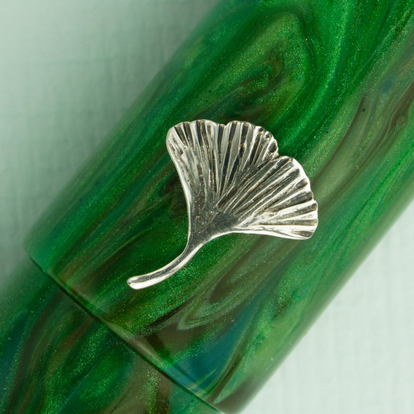 Ginkgo roll stopper