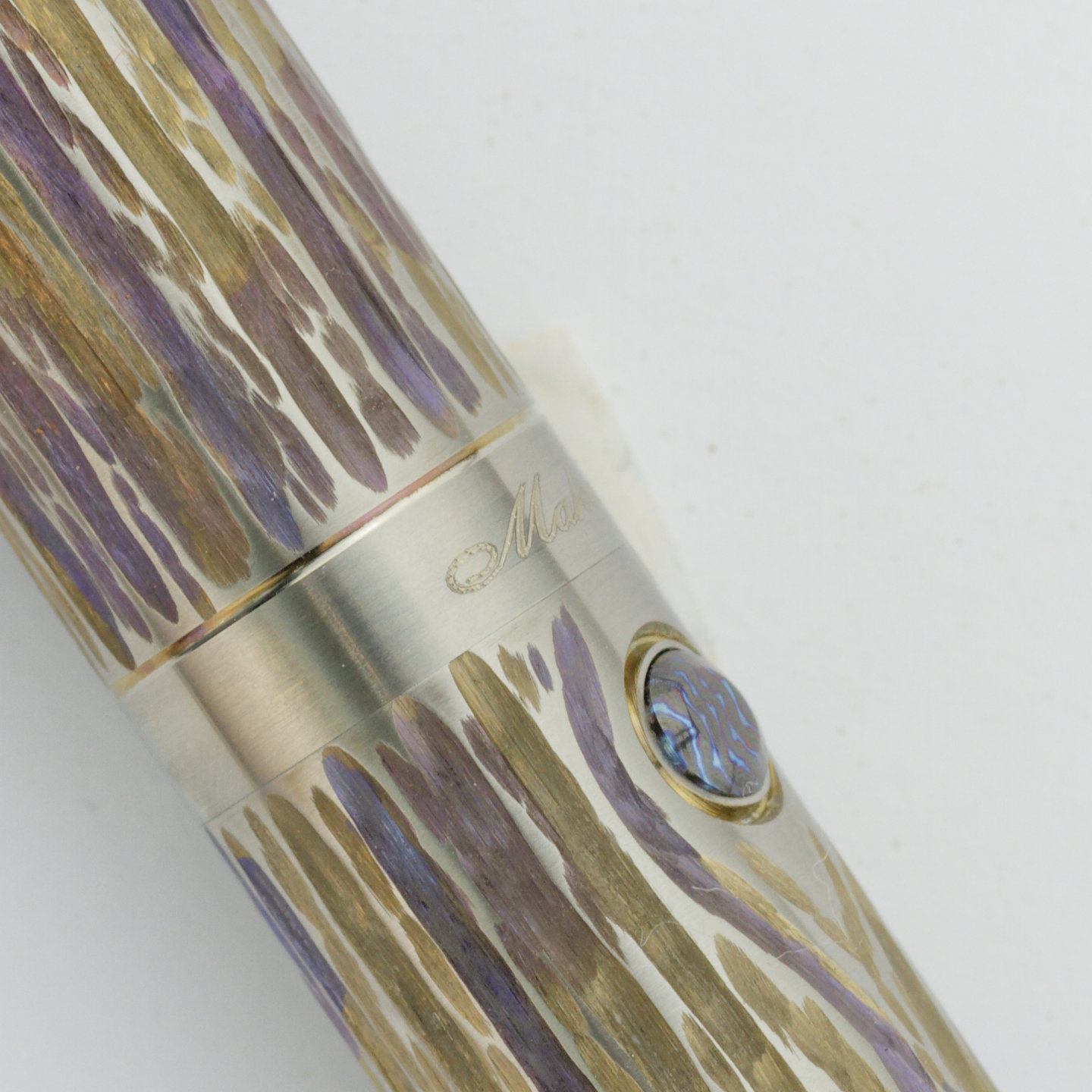 Zircuti roll stopper